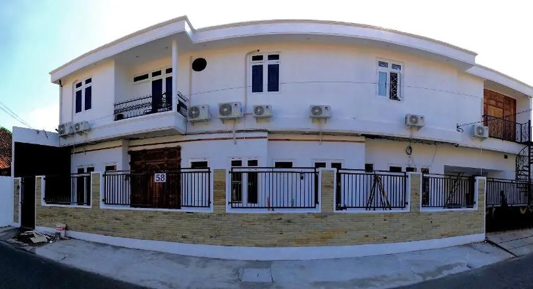 The Lawang Yogya Guesthouse-1